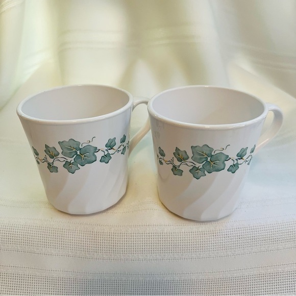$5 ADD ON with $15+ Bundle Corningware Corelle Callaway 2 Cups VTG EUC - Picture 3 of 8